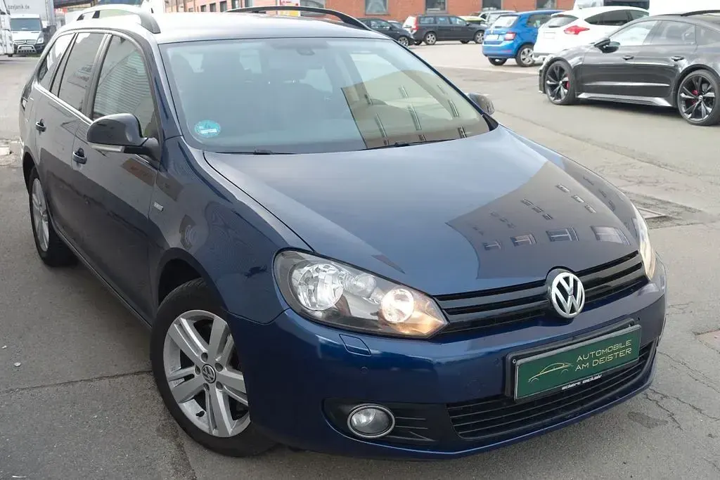 Gebraucht VW Golf VII Match 140 PS (102 kW) 2012 Blau Kombi