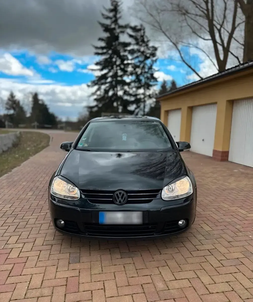 Gebraucht VW Golf V 140 PS (102 kW) 2007 Schwarz Kleinwagen