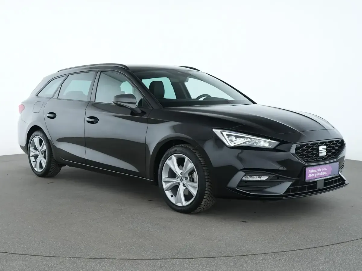 Gebraucht Seat Leon FR 150 PS (110 kW) 2024 Mitternachtsschwarz Limousine