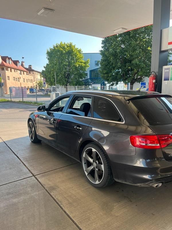 Gebraucht Audi A4 240 PS (176 kW) 2011 Kombi