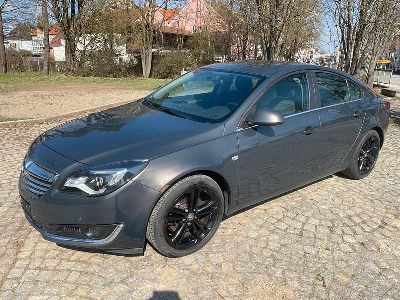 Gebraucht Opel Insignia 170 PS (125 kW) 2014 Grau Limousine