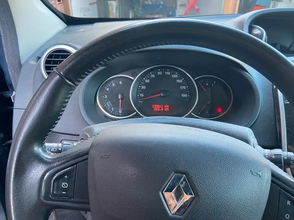 Gebraucht Renault Kangoo 81 PS (59 kW) 2018 Blau Van / Kleinbus
