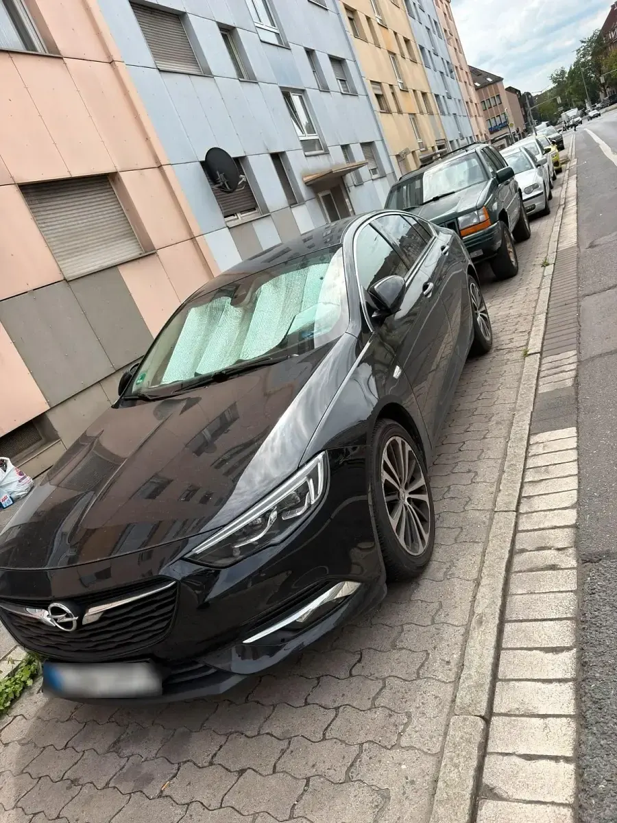 Gebraucht Opel Insignia Dynamic 170 PS (125 kW) 2019 Schwarz Limousine
