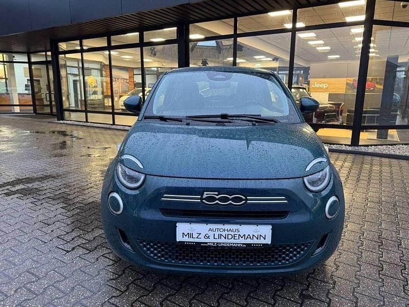 Neu Fiat 500 65 PS (47 kW) 2026 Gelb Kleinwagen