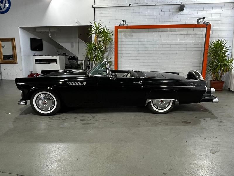 Schwarz Gebraucht 1955 Ford Thunderbird Cabrio | 27.000 € - Bild 1/4