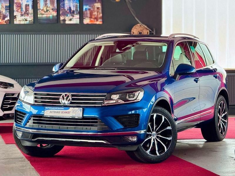 Gebraucht VW Touareg Terrain Tech 262 PS (192 kW) 2014 Blau SUV