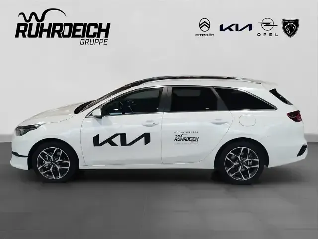 Gebraucht Kia Ceed Sportswagon Platinum 160 PS (117 kW) 2024 Weiss Kombi