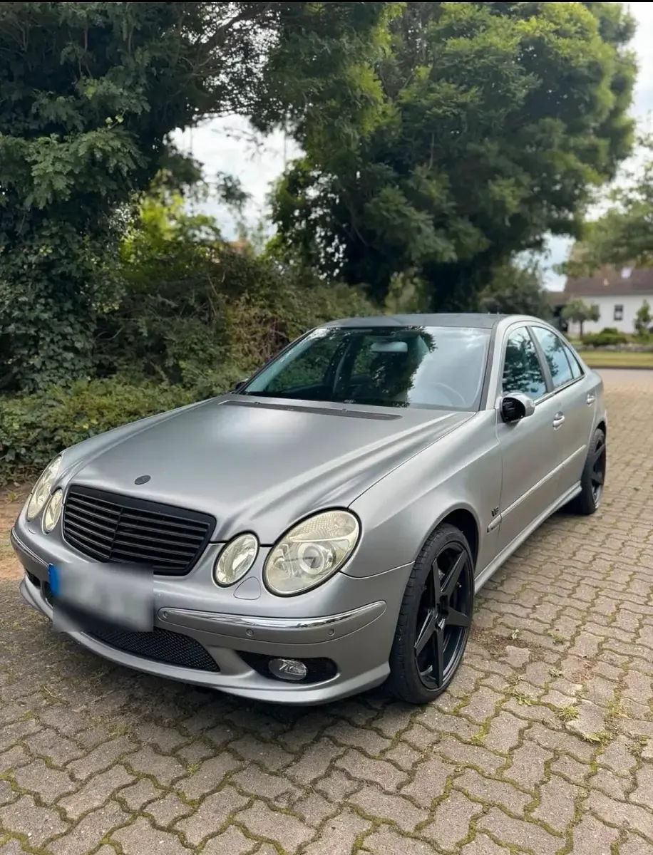 Gebraucht Mercedes E500 306 PS (225 kW) 2003 Andere farben Limousine