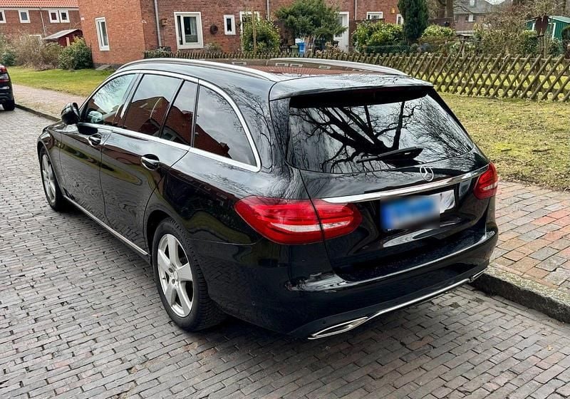 Gebraucht Mercedes C250 211 PS (155 kW) 2016 Schwarz Kombi