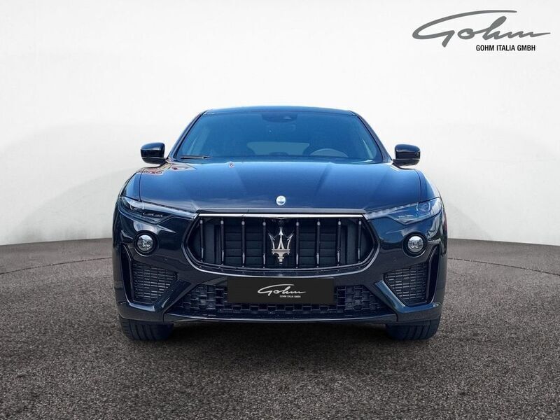 Gebraucht Maserati Levante 430 PS (316 kW) 2024 Nero assoluto SUV