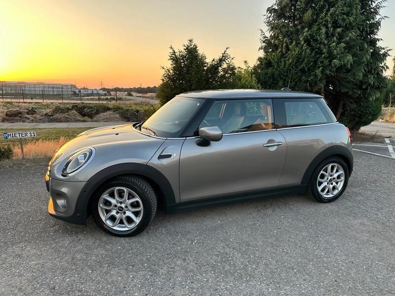 Grau Gebraucht 2021 Mini ONE Kleinwagen | 17.250 € (Guter Preis) - Bild 1/4