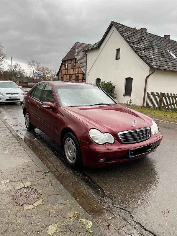 Gebraucht Mercedes C200 122 PS (89 kW) 2001 Limousine