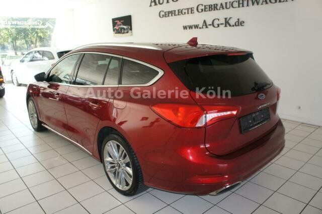 Gebraucht Ford Focus Vignale 125 PS (91 kW) 2019 Rot metallic Kombi
