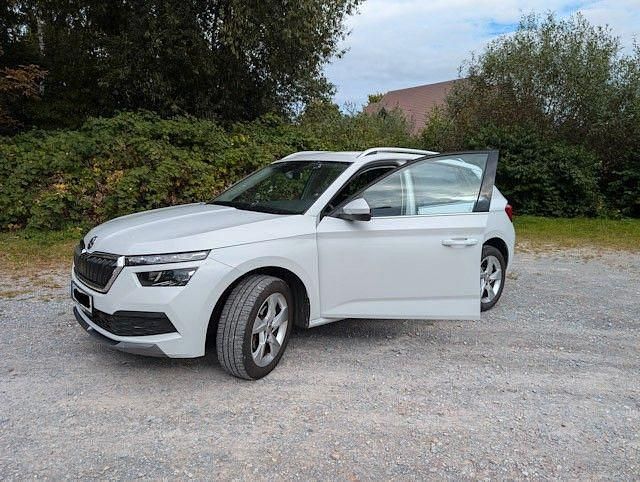 Weiß Gebraucht 2019 Skoda Kamiq Ambition SUV | 16.900 € (Fairer Preis) - Bild 1/4