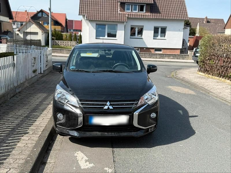 Second-hand Mitsubishi Space Star 71 CP (52 kW) 2025 Negru Hatchback