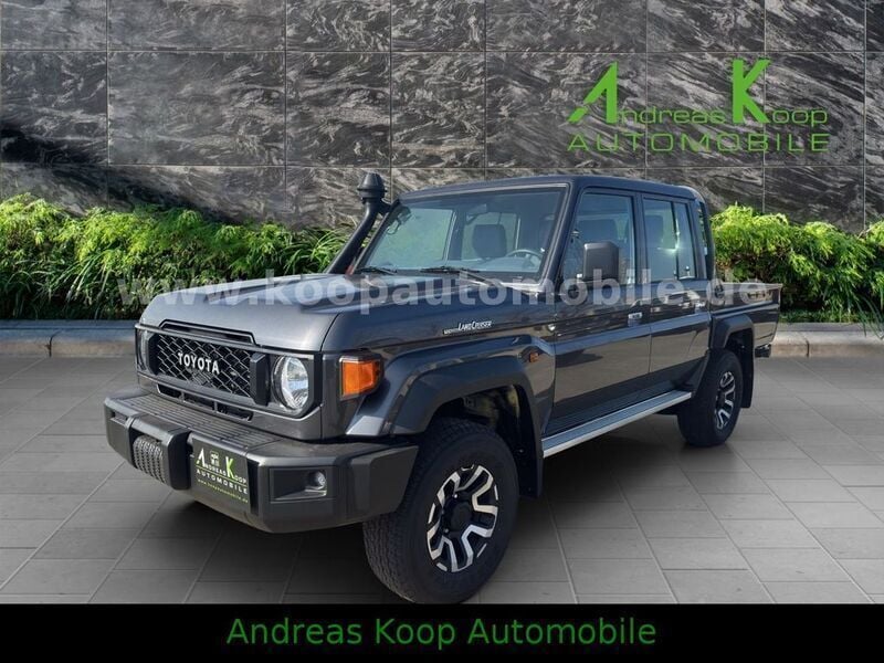 Grau Neu 2025 Toyota Land Cruiser SUV | 74.980 € (Etwas zu teuer) - Bild 1/4