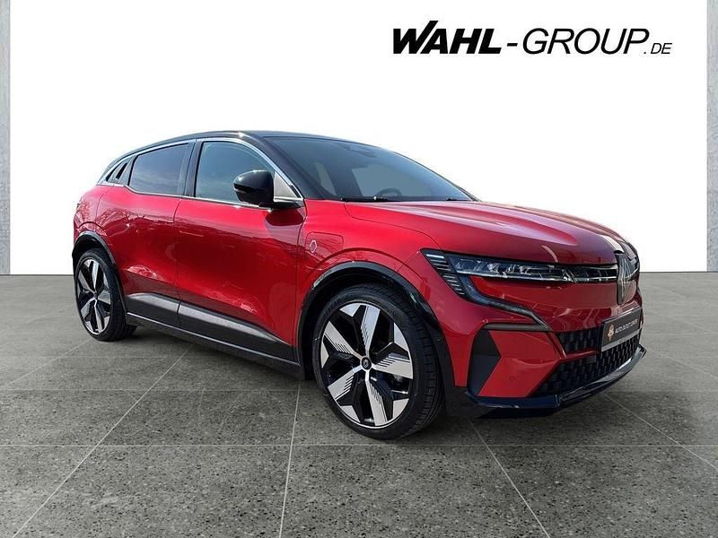 Gebraucht Renault Megane E-Tech Techno 160 kW (218 PS) 2023 Rot Limousine