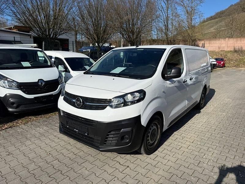 Gebraucht Opel Vivaro Selection 102 PS (75 kW) 2020 Weiß Van / Kleinbus