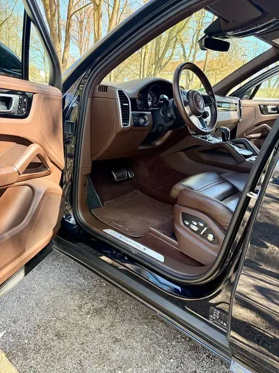 Gebraucht Porsche Cayenne Turbo 441 PS (324 kW) 2020 Blau SUV