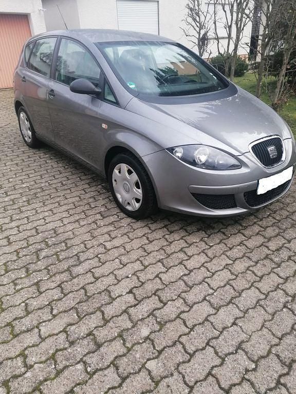 Gebraucht Seat Altea Reference 102 PS (75 kW) 2007 Grau Van / Kleinbus
