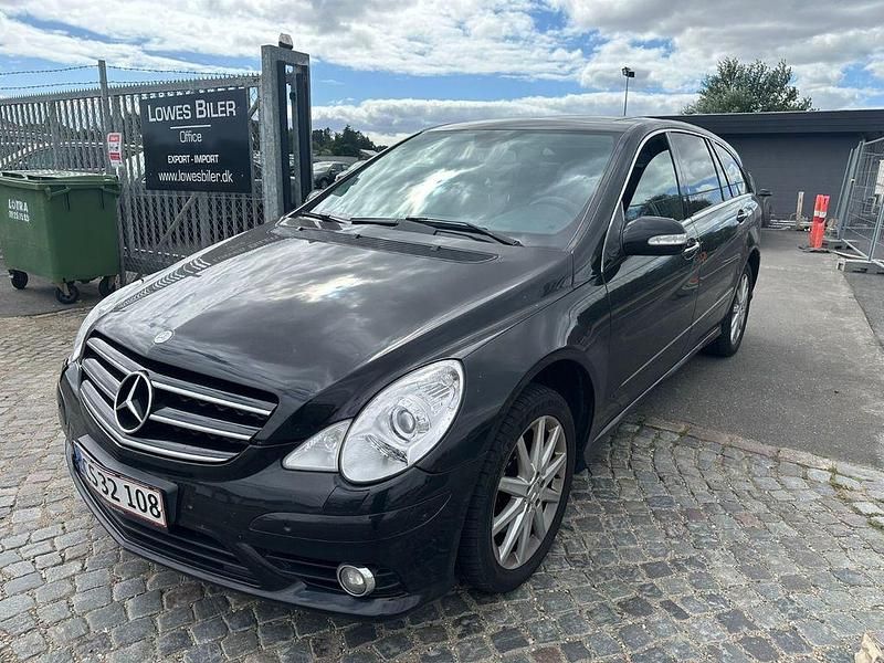 Schwarz Gebraucht 2009 Mercedes R350 Van / Kleinbus | 2.500 € - Bild 1/4