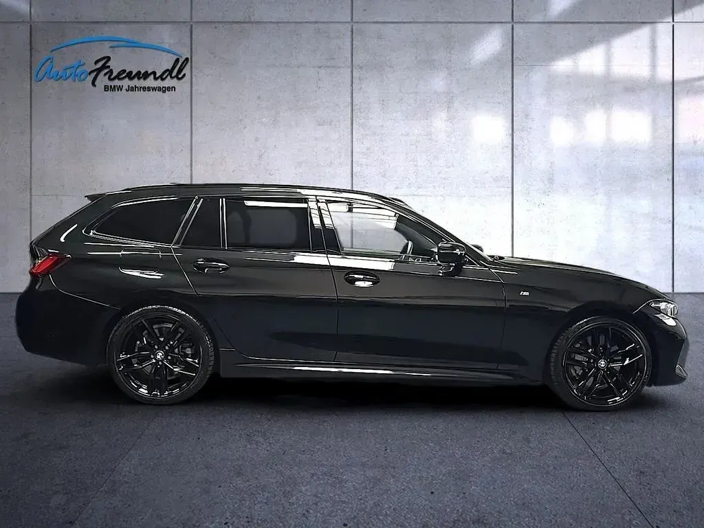 Gebraucht BMW 320 M Sport 184 PS (135 kW) 2024 Schwarz Limousine