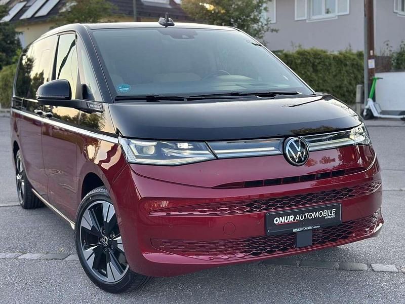 Rot/schwarz Gebraucht 2023 VW T7 Style Van | 56.950 € (Etwas zu teuer) - Bild 1/4