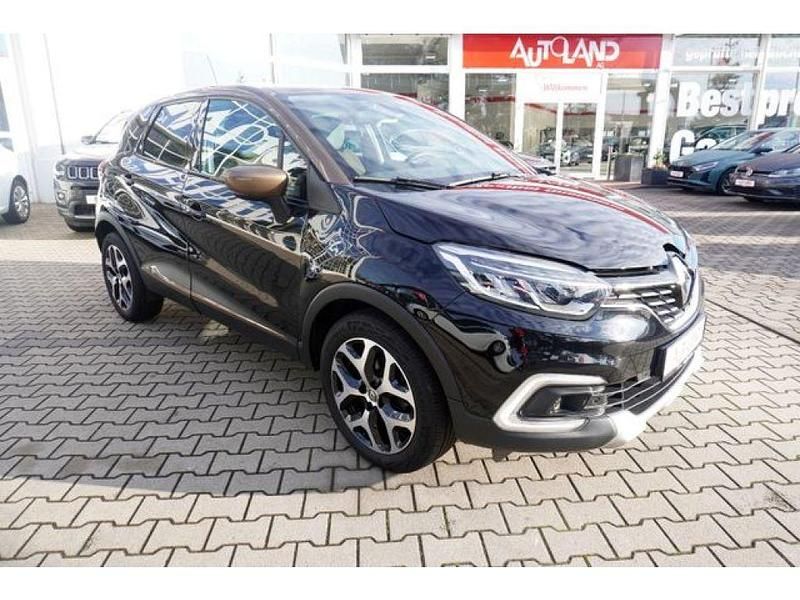 Gebraucht Renault Captur 118 PS (86 kW) 2017 Black pearl+chocolat brown (metallic) SUV