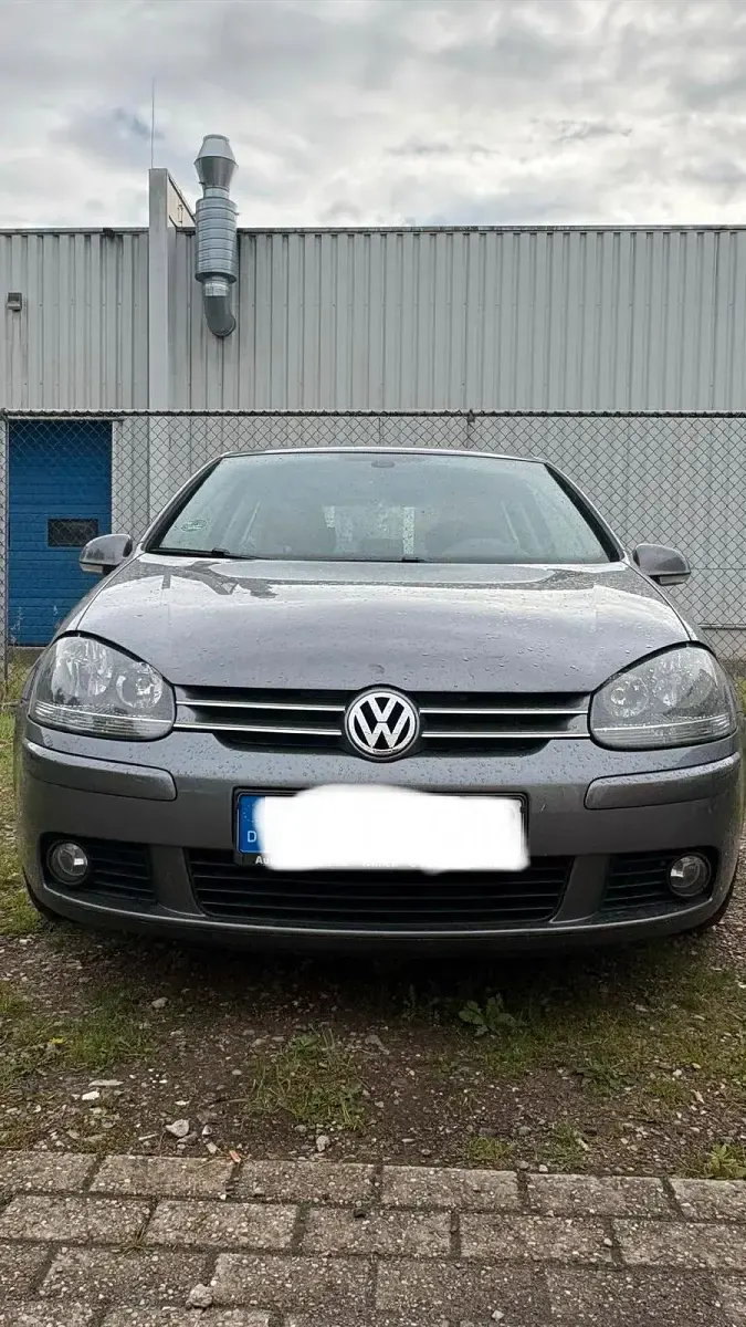 Gebraucht VW Golf V 75 PS (55 kW) 2008 Grau Kleinwagen