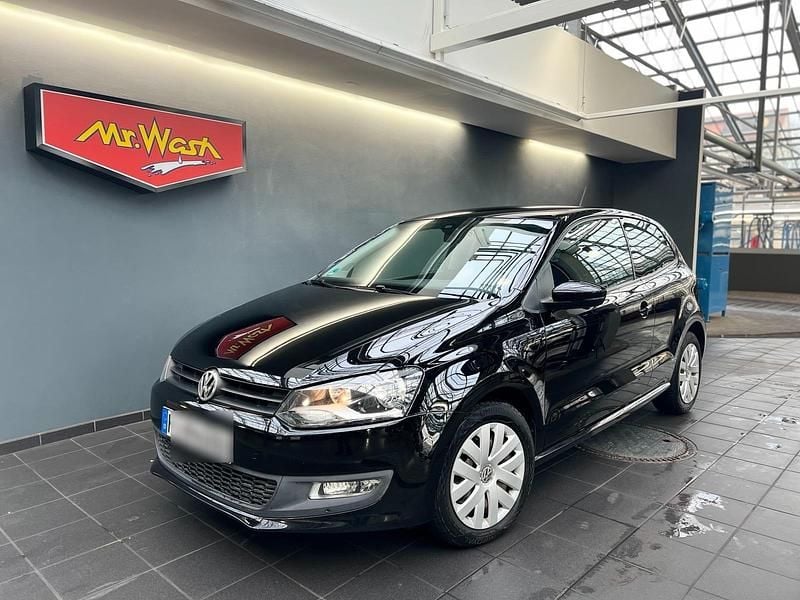 Andere farben Gebraucht 2010 VW Polo Team Limousine | 3.000 € (Fairer Preis) - Bild 1/4
