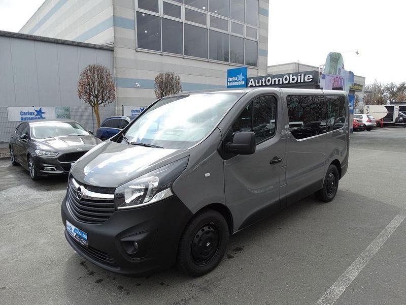 Gebraucht Opel Vivaro 125 PS (91 kW) 2017 Grau Van / Kleinbus