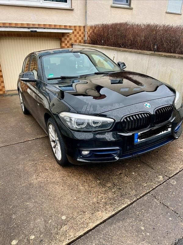 Gebraucht BMW 118 Sport Line 150 PS (110 kW) 2017 Schwarz Kleinwagen