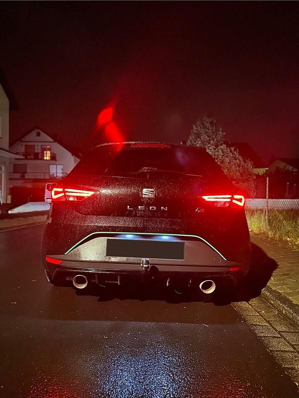 Gebraucht Seat Leon FR 184 PS (135 kW) 2015 Schwarz Limousine