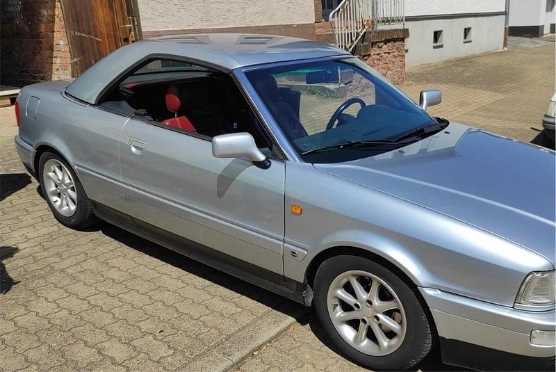 Second-hand Audi 80 125 CP (91 kW) 1997 Argintiu Cabrio