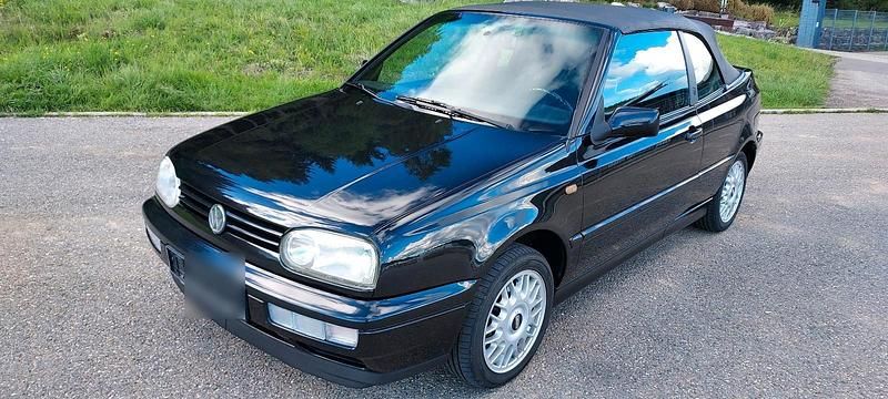 Schwarz Gebraucht 1996 VW Golf Cabriolet Cabrio | 5.000 € - Bild 1/4