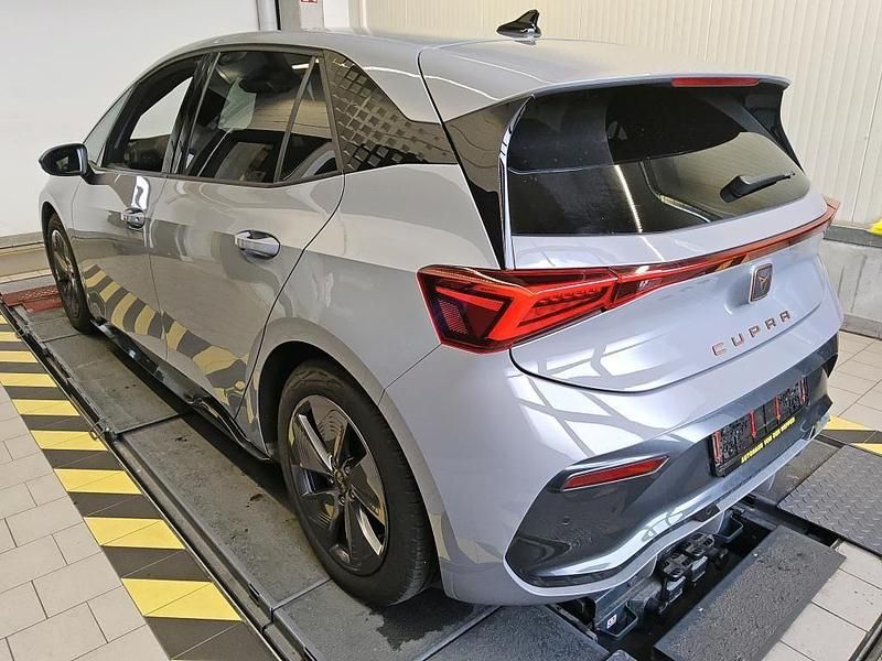 Gebraucht Cupra Born 150 kW (204 PS) 2023 Vapor grau Kleinwagen