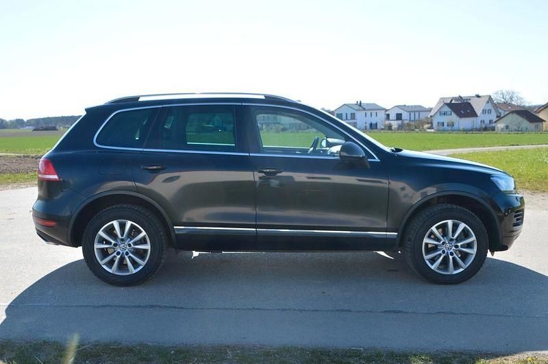 Gebraucht VW Touareg 239 PS (175 kW) 2010 Schwarz SUV
