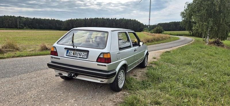 Gebraucht VW Golf II 75 PS (55 kW) 1984 Silber Kleinwagen