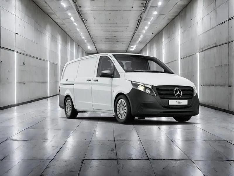 Gebraucht Mercedes Vito 163 PS (119 kW) 2024 Weiss Van