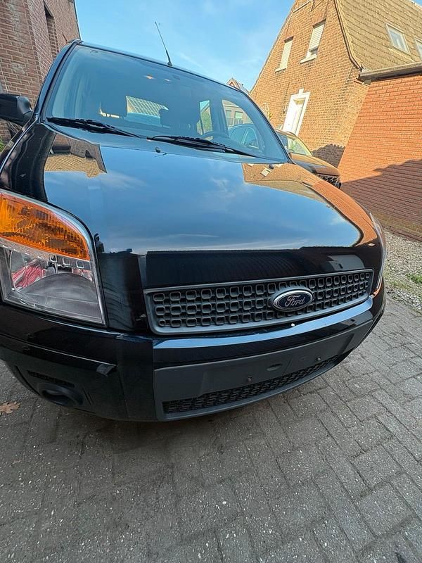 Usata Ford Fusion 2010 Utilitaria