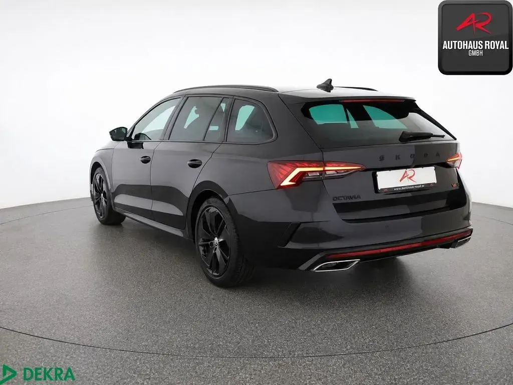 Gebraucht Skoda Octavia RS 200 PS (147 kW) 2024 Schwarzmagic perleffekt Kombi