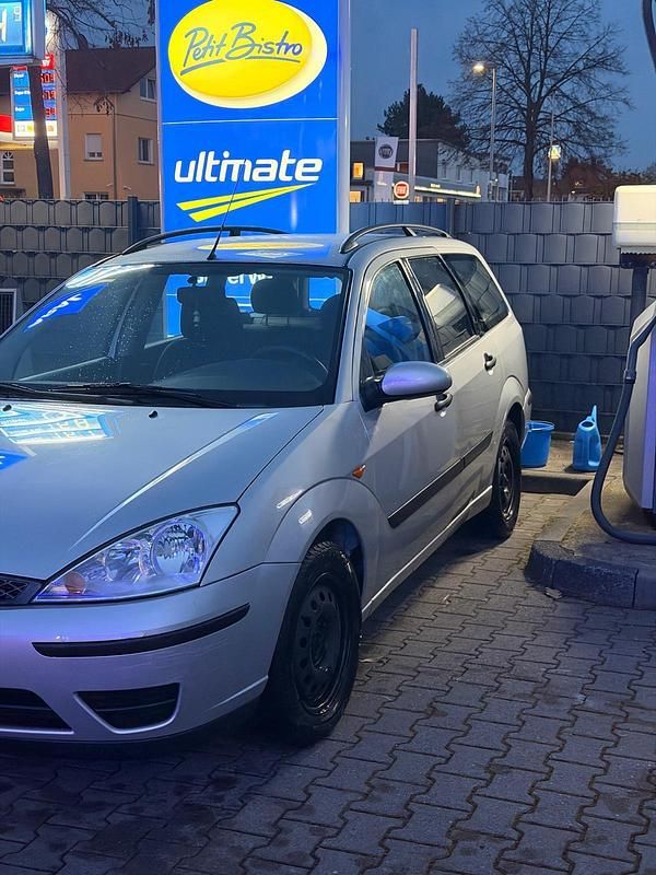 Second-hand Ford Focus 150 CP (110 kW) 2003 Gri Break