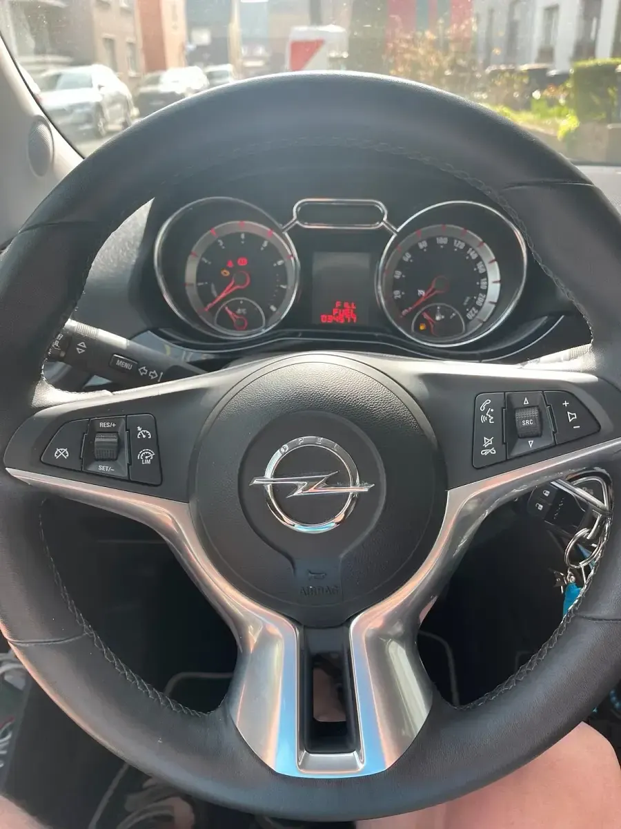 Gebraucht Opel Adam 101 PS (74 kW) 2017 Blau Kleinwagen