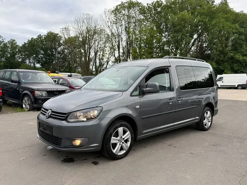Gebraucht VW Caddy Maxi 102 PS (75 kW) 2011 Grau Van / Kleinbus