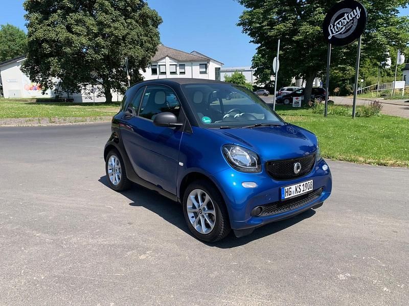 Andere farben Gebraucht 2019 Smart ForTwo Coupé Coupé | 13.999 € (Fairer Preis) - Bild 1/4