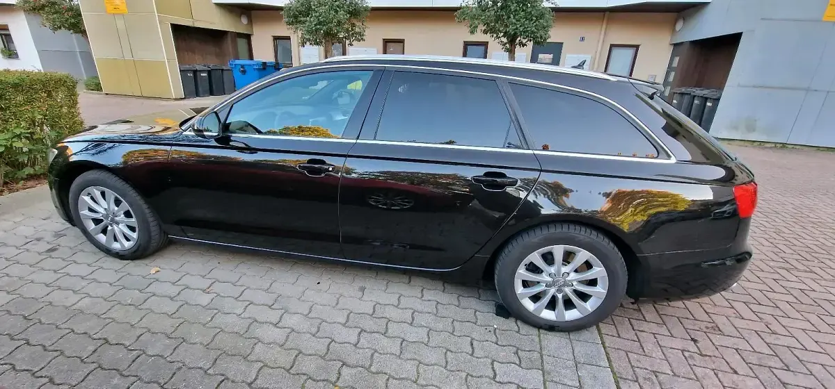 Gebraucht Audi A6 245 PS (180 kW) 2012 Schwarz Kombi