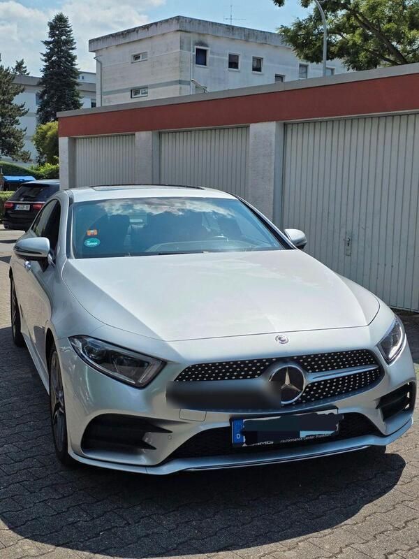 Silber Gebraucht 2019 Mercedes CLS300 AMG line Coupé | 42.500 € (Fairer Preis) - Bild 1/4