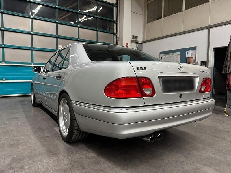 Gebraucht Mercedes E55 AMG 354 PS (260 kW) 1998 Silber Limousine