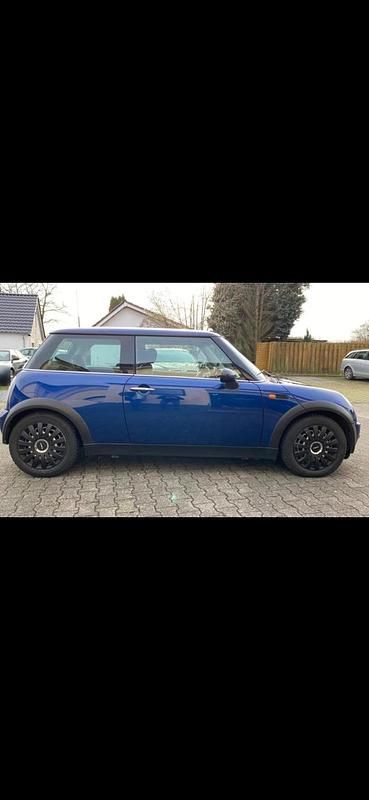 Gebraucht Mini ONE 90 PS (66 kW) 2004 Blau Kleinwagen