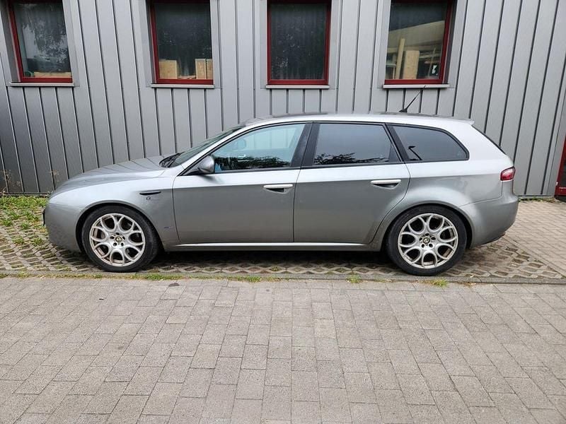 Gebraucht Alfa Romeo 159 Progression 200 PS (147 kW) 2006 Silber Limousine